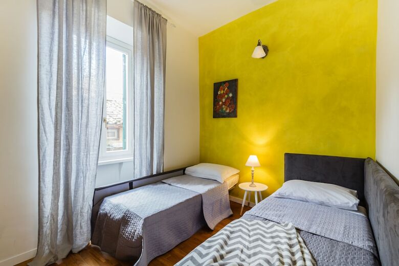 Santonofrio Apartments