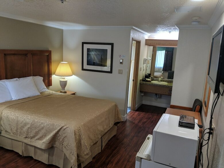 Budget Inn Motel