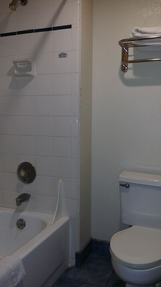 Budget Inn Motel
