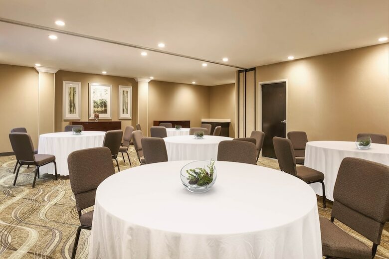 Hotel Springhill Suites Marriott Quail Springs