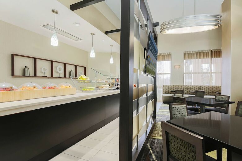 Hotel Springhill Suites Marriott Quail Springs