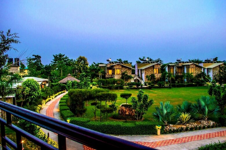 Hotel The Roar Resort