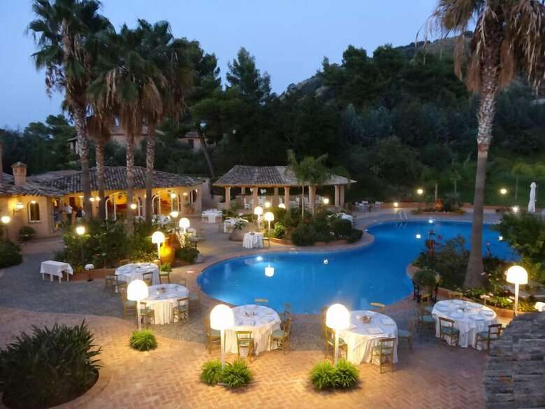 Hotel Porto Pirgos