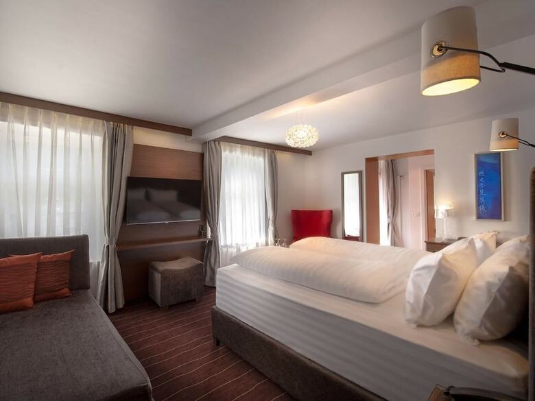 Arthaushotel