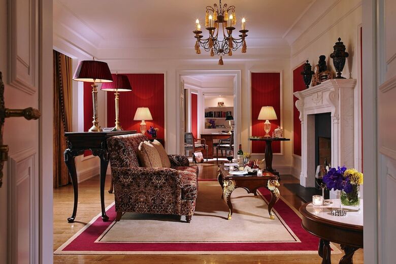 Powerscourt Hotel, Autograph Collection