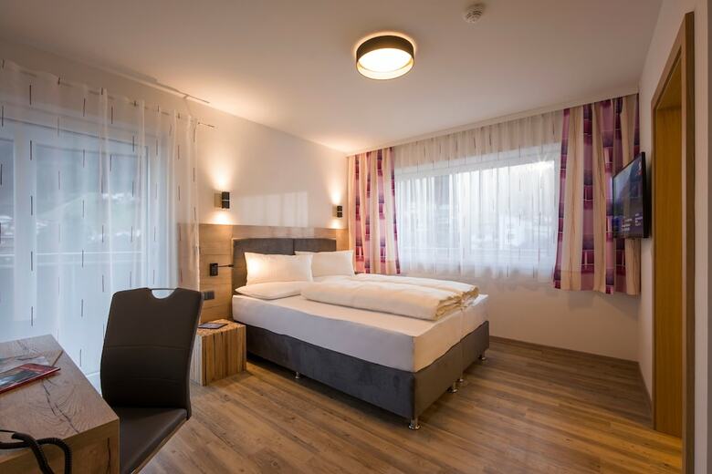 Aparthotel Alptirol