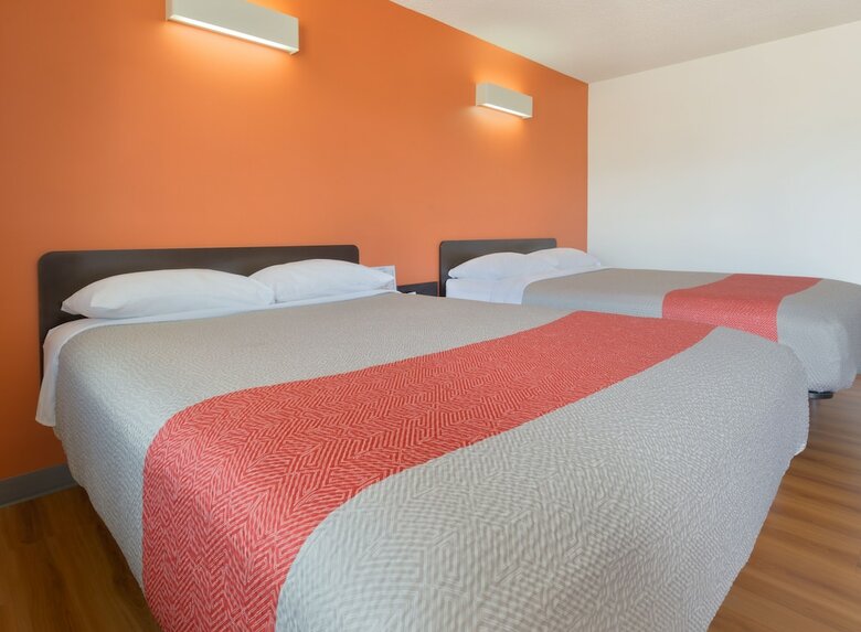 Hotel Motel 6 Fort Nelson, Bc