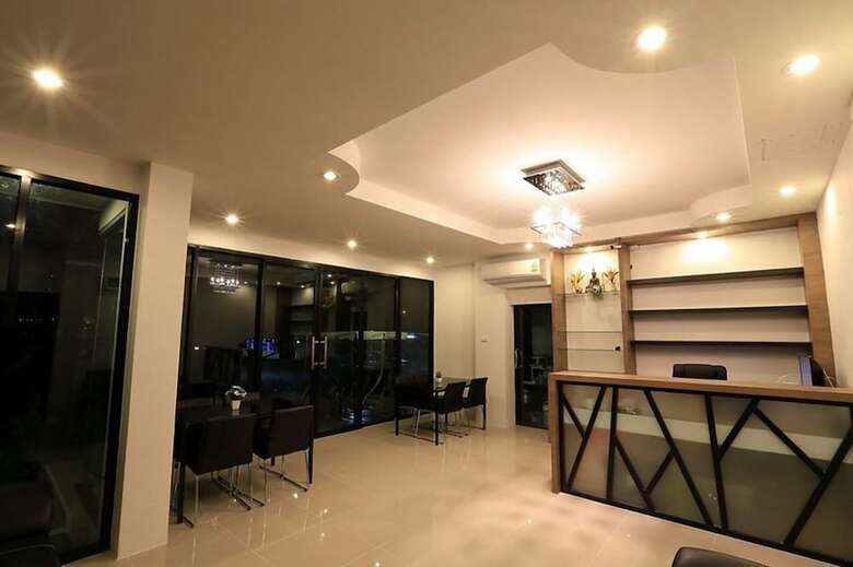 Hotel Somsamai Style Apartment