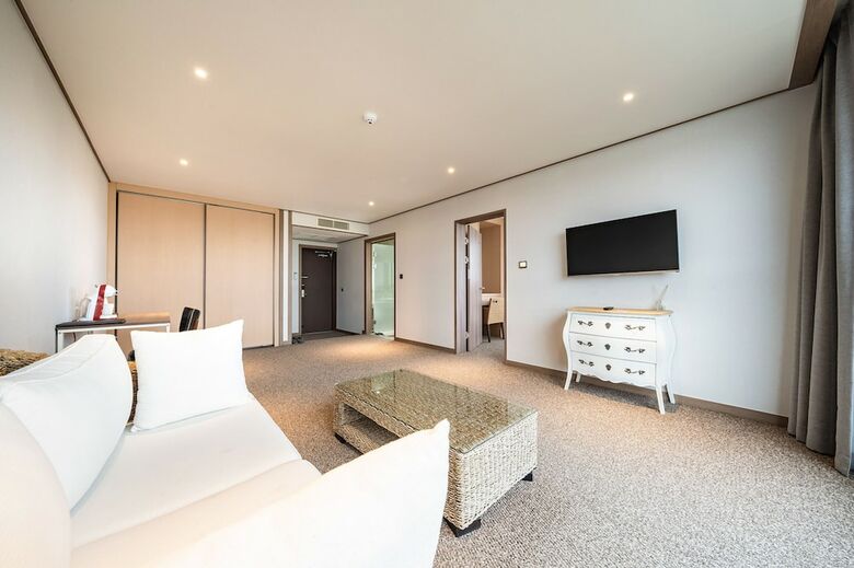 Sunrise Hotel Sungsan