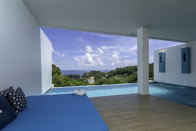 Hotel Amala Grand Bleu Resort