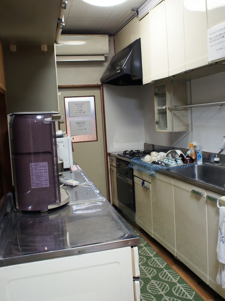 Hostal Deer Guesthouse - Hostel