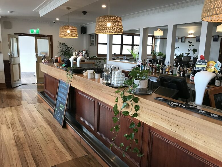 Bermagui Beach Hotel