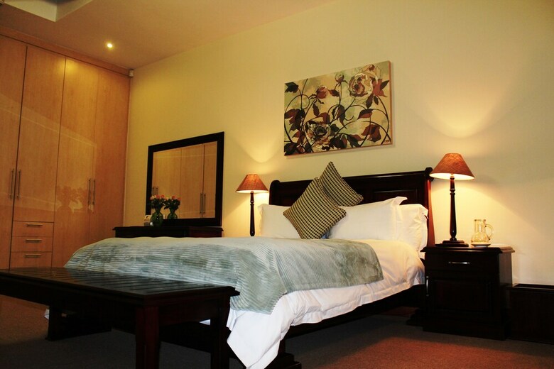 Hotel The Links Corporate Guest House