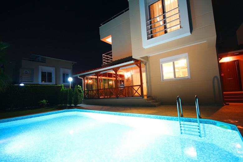 Paradise Town - Villa Marina