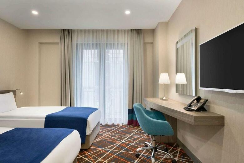 Hotel TRYP By Wyndham Istanbul Taksim