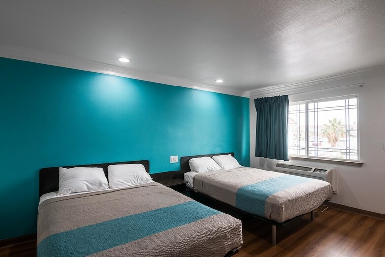 Motel 6 Norwalk