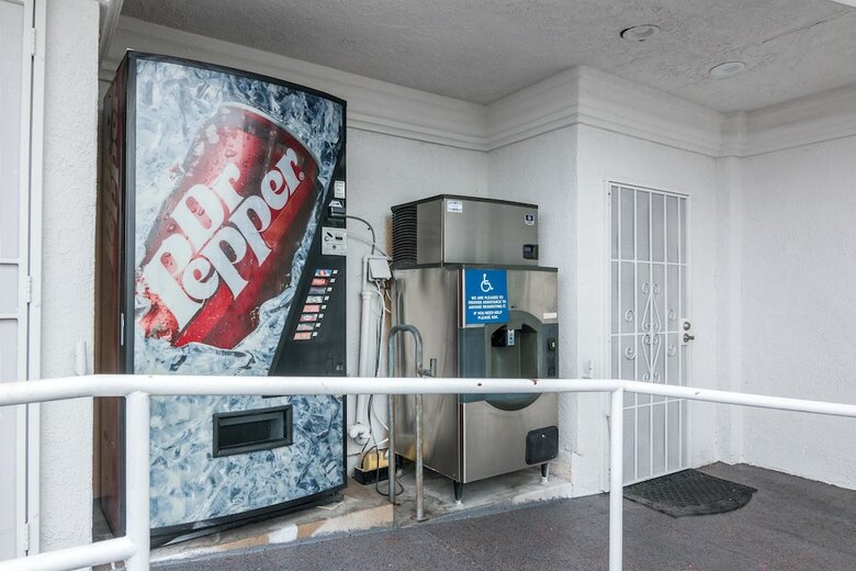Motel 6 Norwalk