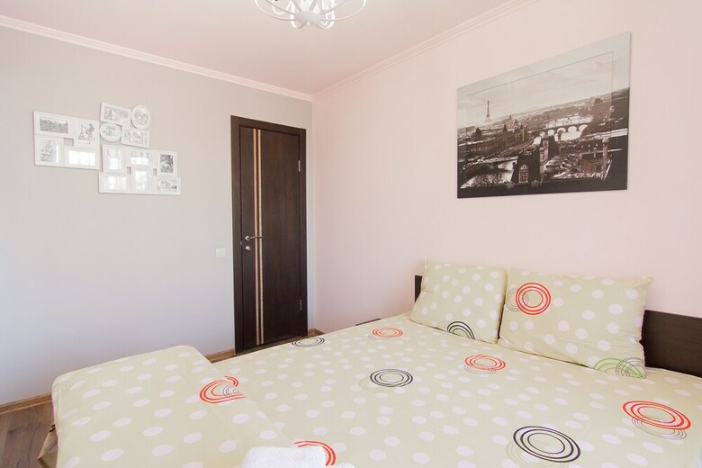 Apartamentos Art Suites Underpub