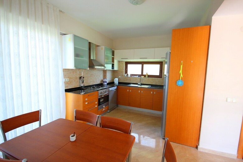 Paradise Town - Villa Family