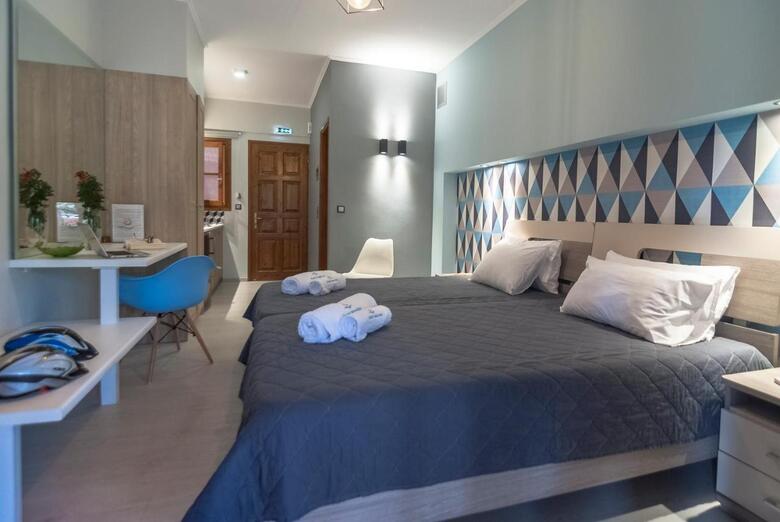 Ano Aparthotel