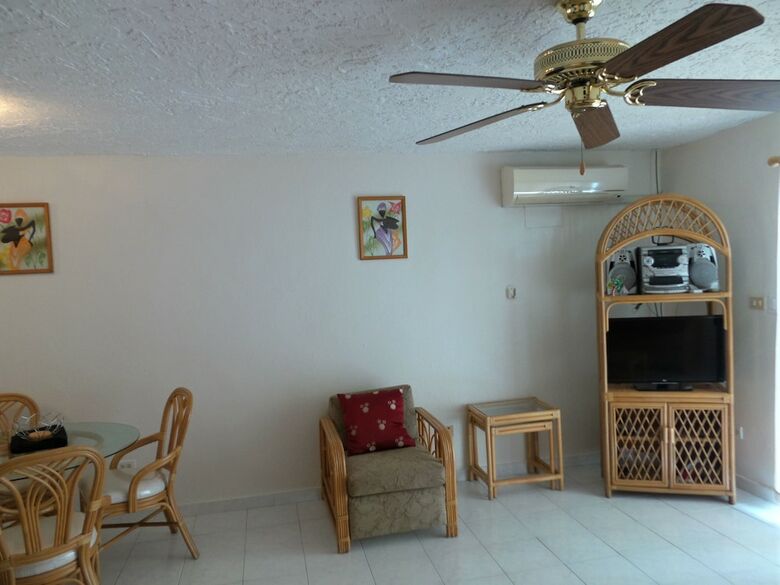 Villa 402b Jolly Harbour