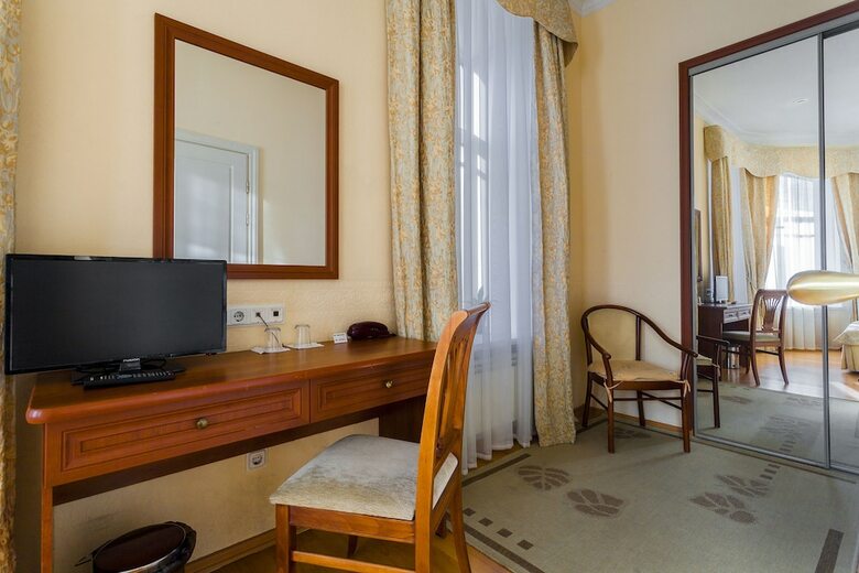 Hotel Baskov Guesthouse