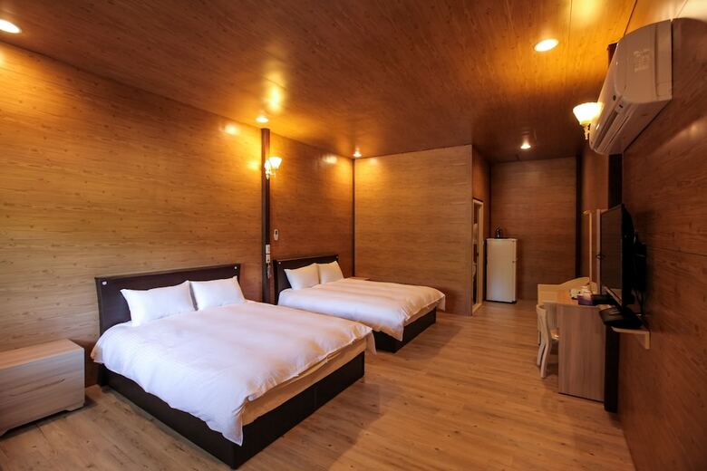Hotel Dream House