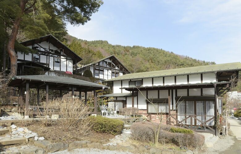 Kawaguchiko Country Cottage Ban