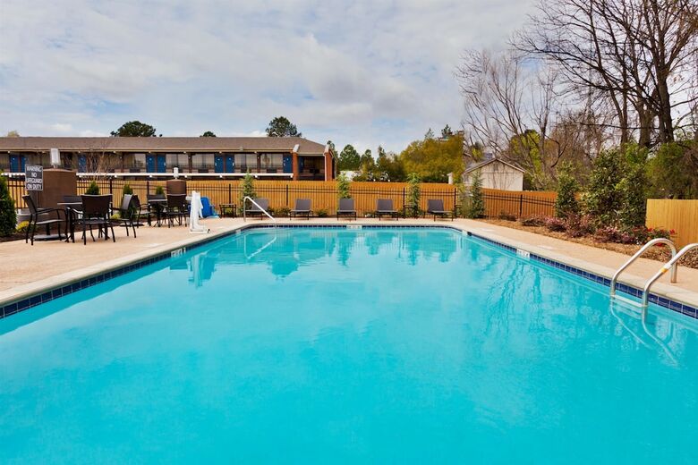 Best Western Montgomery I-85 North Hotel