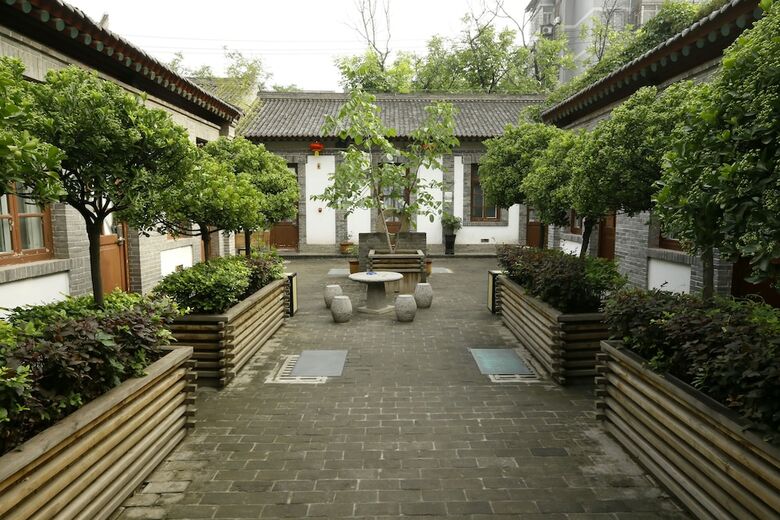 Hostal 7 Sages International Youth Hostel