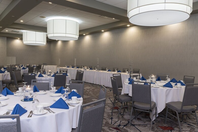 Delta Hotels By Marriott Grand Rapids Airport