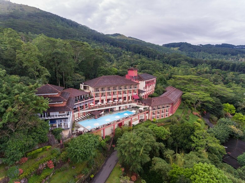 Hotel Amaya Hills