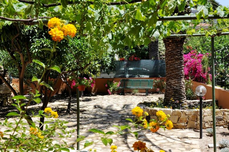 Hotel Marcella House