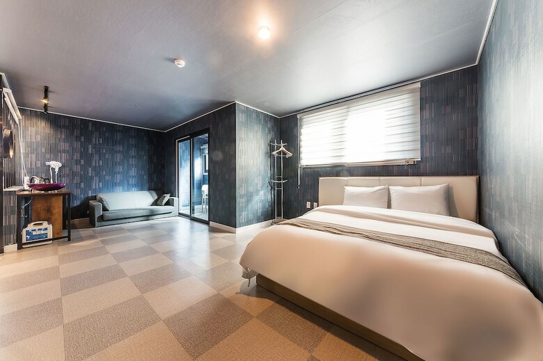 Malu Hotel