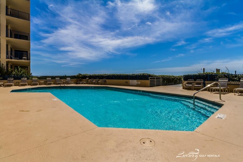 Four Seasons By Luxury Gulf Rentals