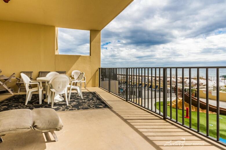 Phoenix V By Luxury Gulf Rentals
