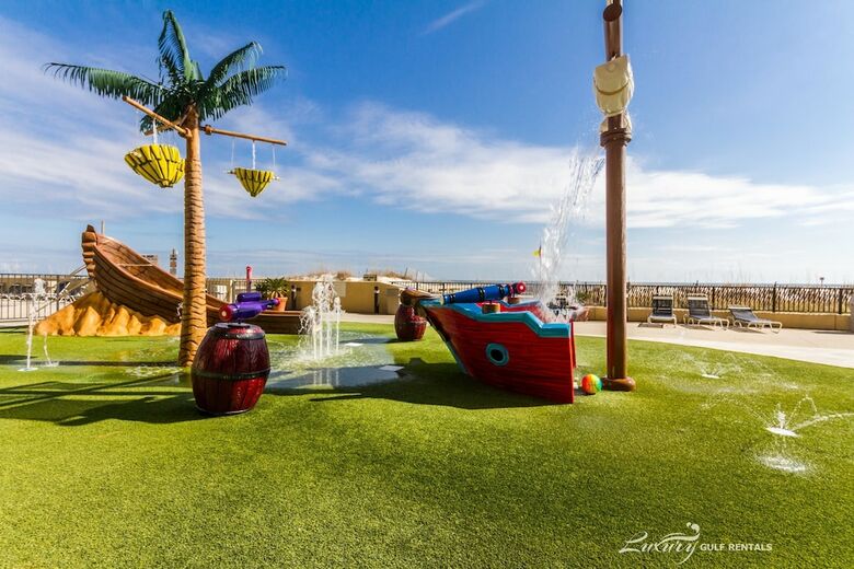 Phoenix V By Luxury Gulf Rentals