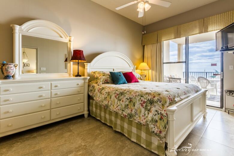 Phoenix V By Luxury Gulf Rentals