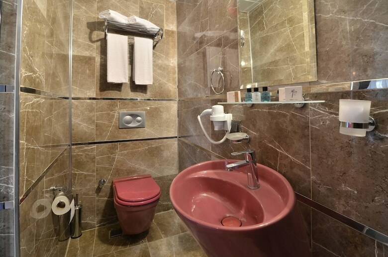 Mia Boutique Hotel