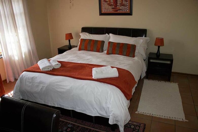 Hotel Ebony And Ivory