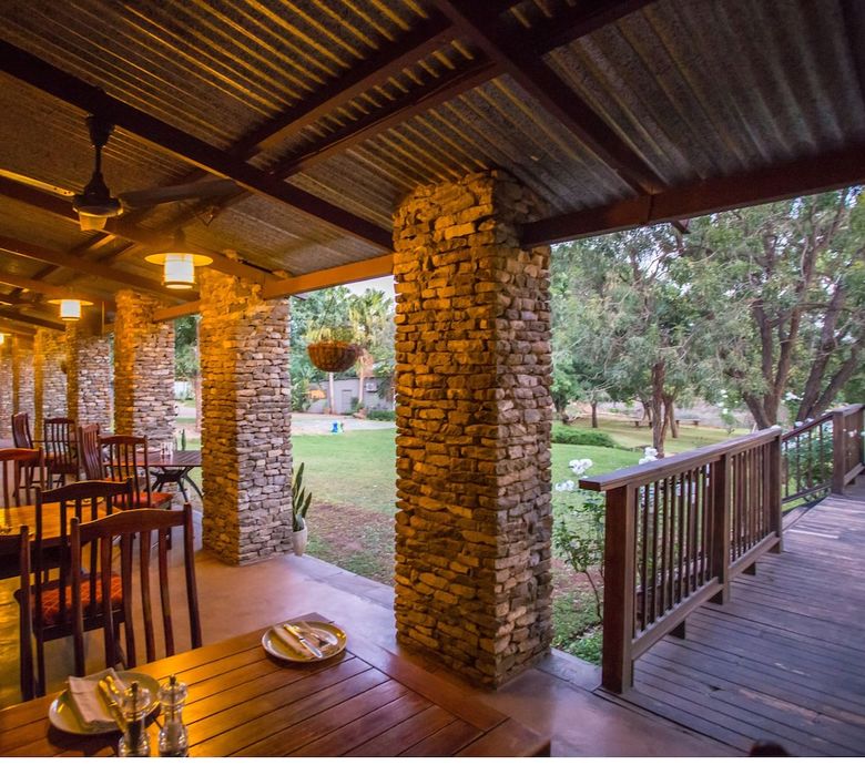 Posada Hamiltons Lodge & Restaurant