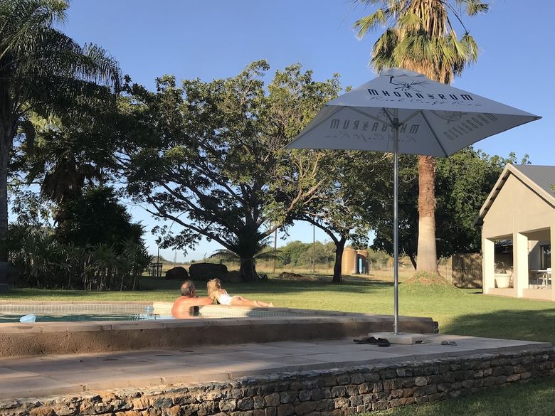 Posada Hamiltons Lodge & Restaurant