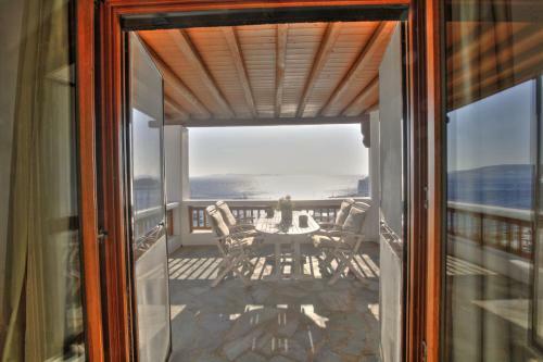 Hotel Vista Loca