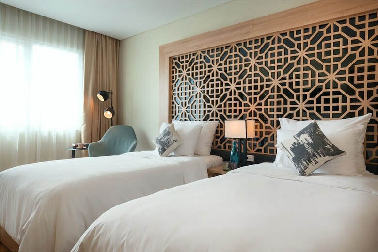 C Central Hotel