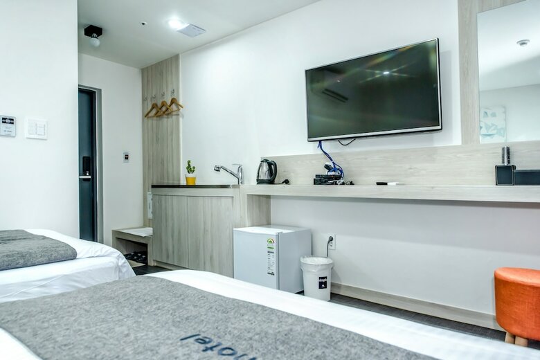 Sky Hotel