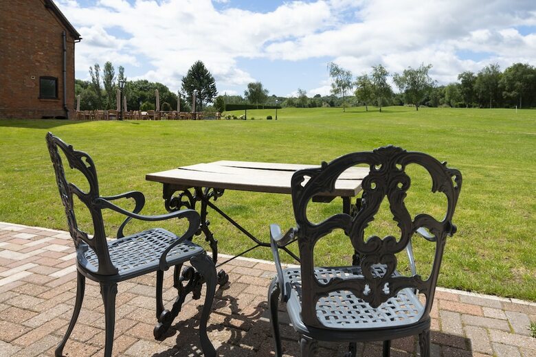 The Stratford Park Hotel & Golf Club