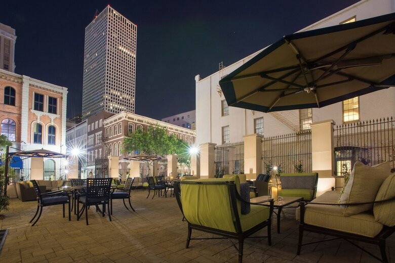 Nopsi Hotel, New Orleans
