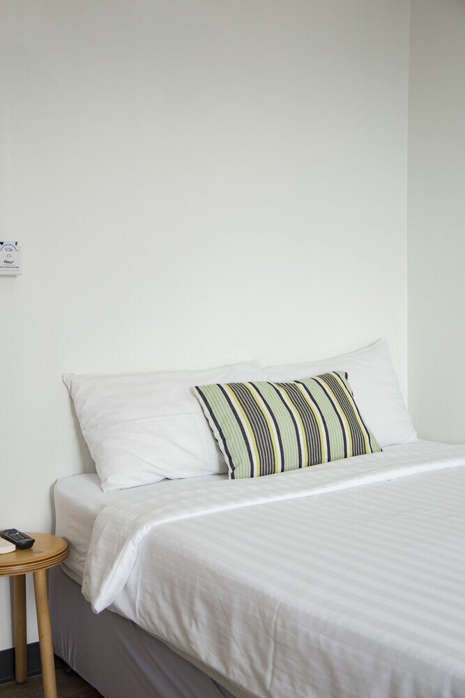 Hostal T Hostel @ Rama 4