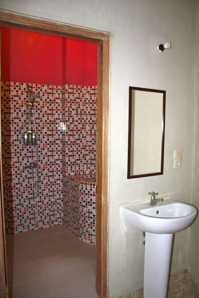 Hotel Ada Waktu Villa