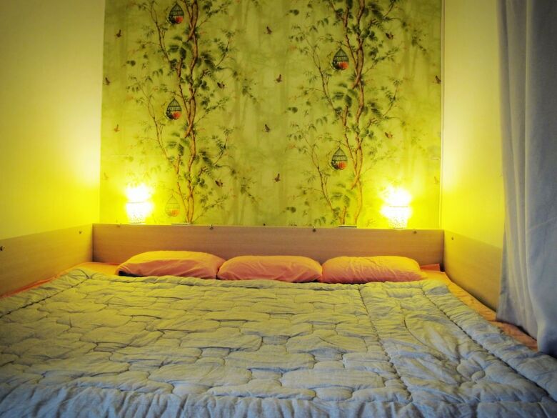 Hostal Tiara Guesthouse - Hostel
